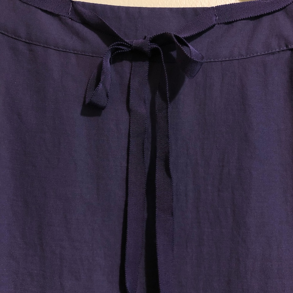 Ann Taylor LOFT | Sleeveless Purple Ruffled Blouse Bejeweled chain Neck - Picture 4 of 4